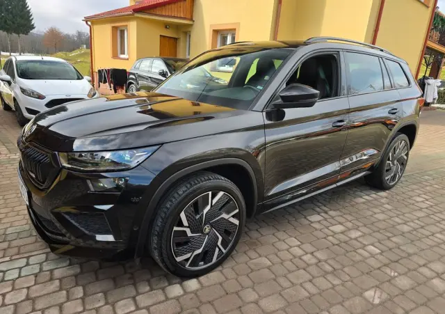 SKODA Kodiaq 2.0 TSI 4x4 RS DSG