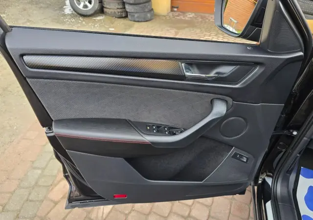 SKODA Kodiaq 2.0 TSI 4x4 RS DSG