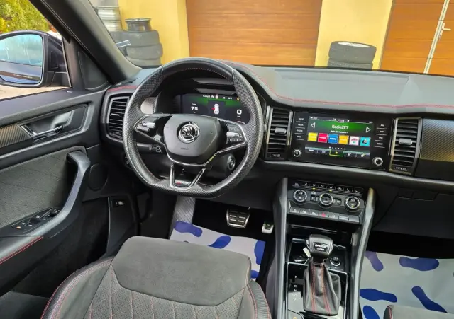 SKODA Kodiaq 2.0 TSI 4x4 RS DSG