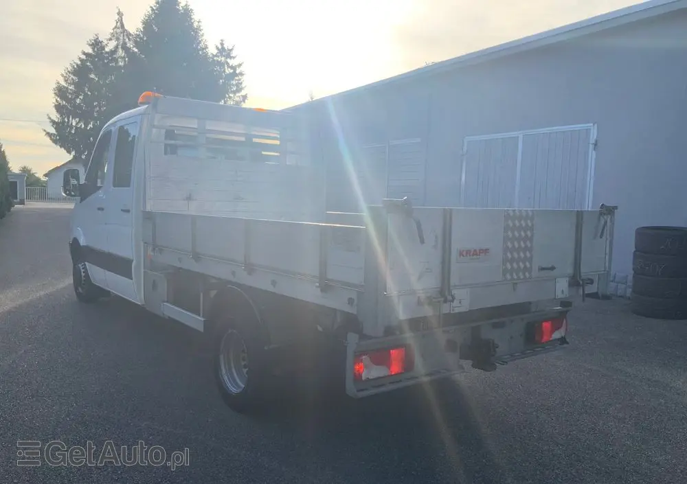 MERCEDES-BENZ SPRINTER 516 CDI 