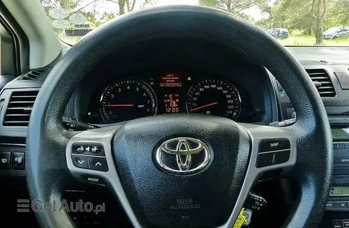 TOYOTA Avensis 