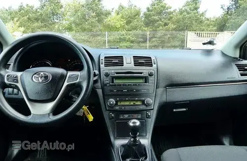 TOYOTA Avensis 