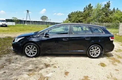 TOYOTA Avensis 