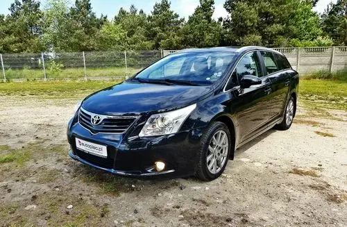 TOYOTA Avensis 