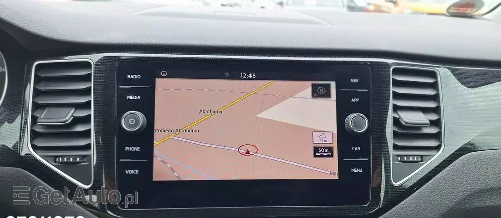 VOLKSWAGEN Golf Sportsvan 