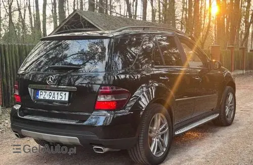 MERCEDES-BENZ ML 
