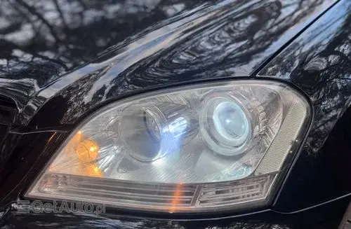 MERCEDES-BENZ ML 