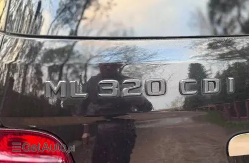 MERCEDES-BENZ ML 