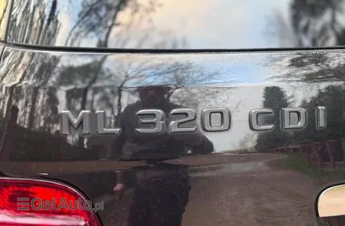 MERCEDES-BENZ ML 