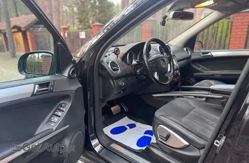 MERCEDES-BENZ ML 