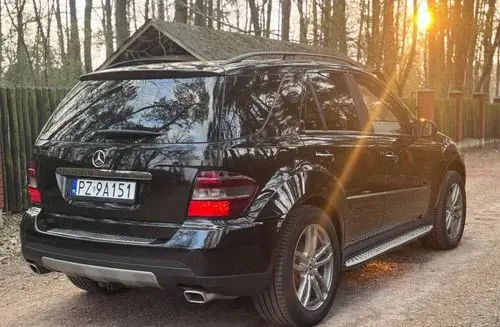 MERCEDES-BENZ ML 