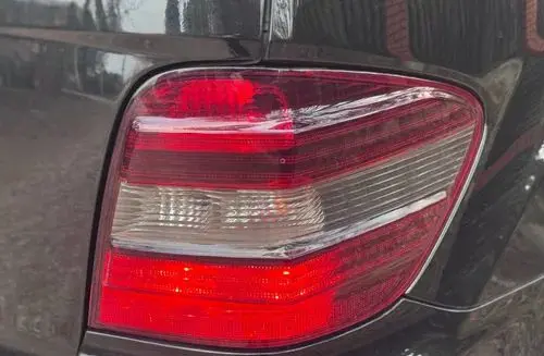 MERCEDES-BENZ ML 