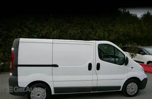 OPEL Vivaro 