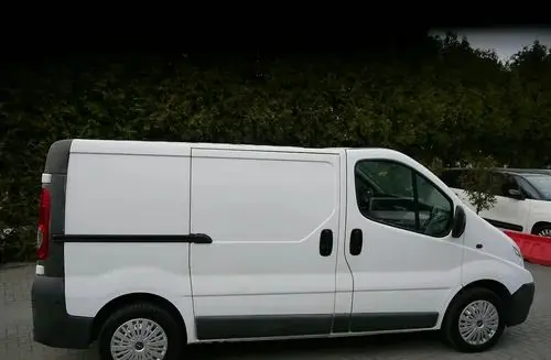 OPEL Vivaro 