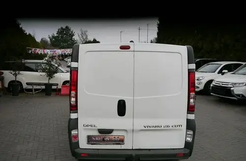 OPEL Vivaro 