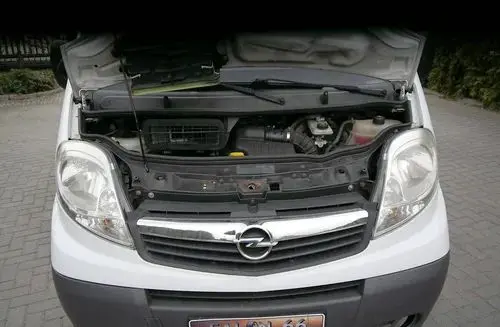OPEL Vivaro 