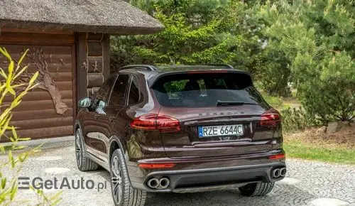 PORSCHE Cayenne 