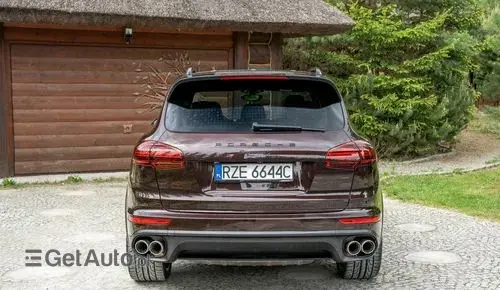 PORSCHE Cayenne 