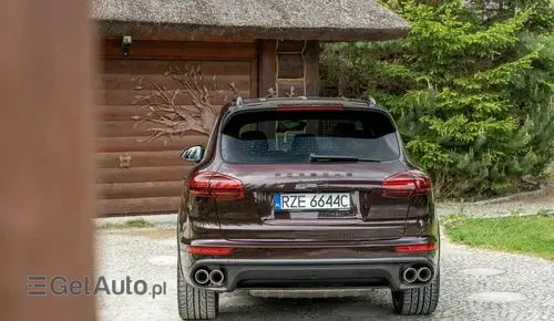 PORSCHE Cayenne 