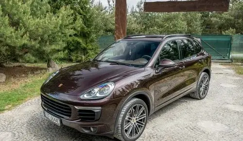 PORSCHE Cayenne 