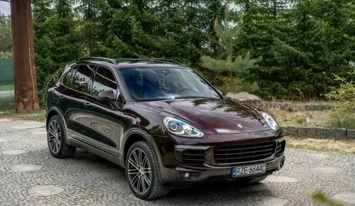 PORSCHE Cayenne 