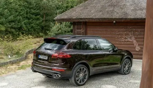 PORSCHE Cayenne 