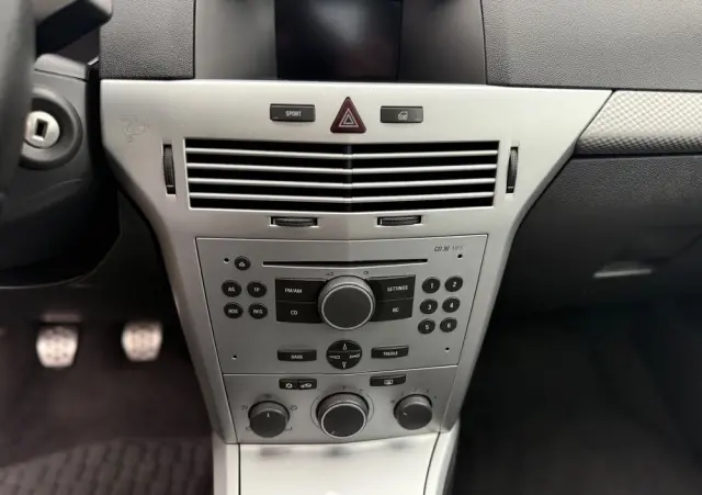 OPEL Astra III 1.6 Enjoy