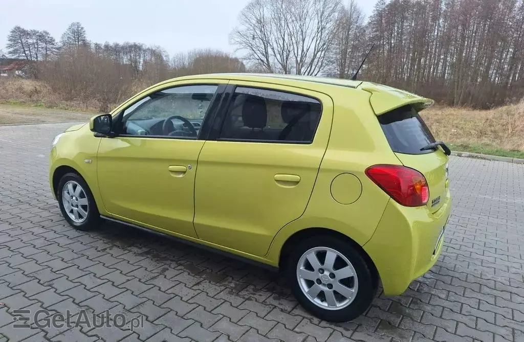 MITSUBISHI Space Star 