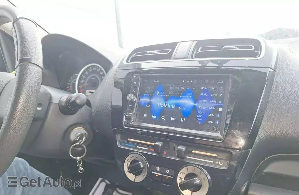 MITSUBISHI Space Star 