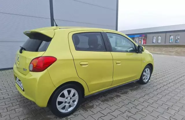 MITSUBISHI Space Star 