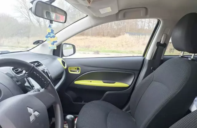 MITSUBISHI Space Star 