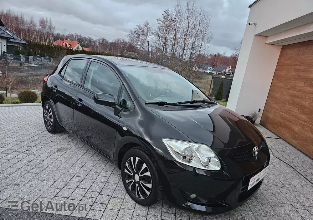 TOYOTA Auris 1.33 VVT-i Life