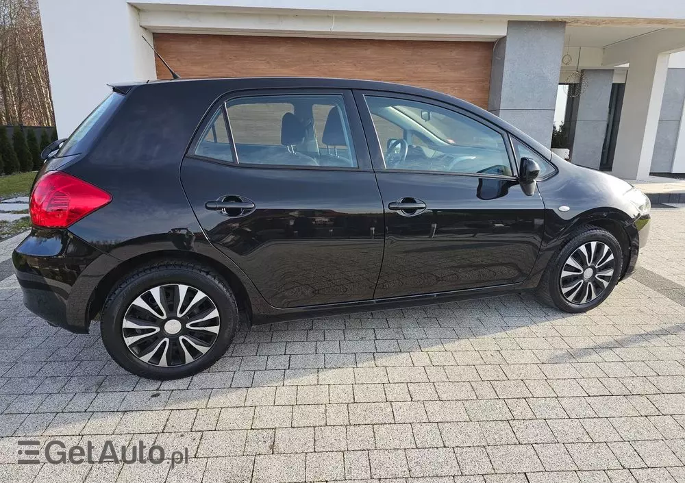 TOYOTA Auris 1.33 VVT-i Life