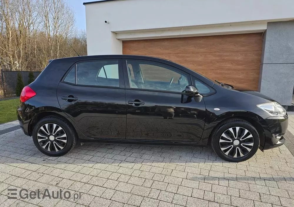 TOYOTA Auris 1.33 VVT-i Life