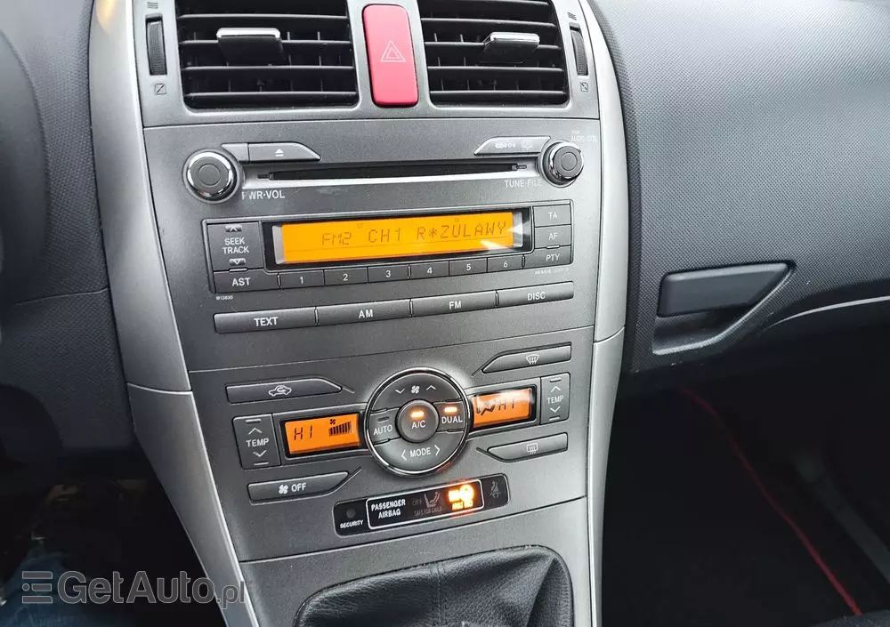 TOYOTA Auris 1.33 VVT-i Life