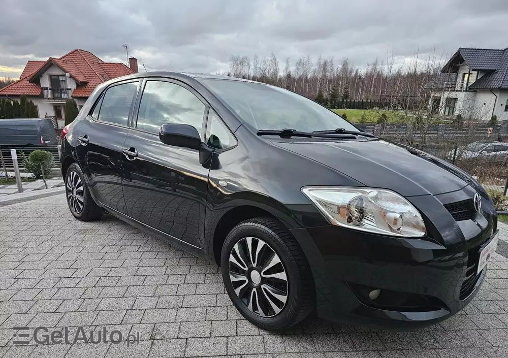 TOYOTA Auris 1.33 VVT-i Life