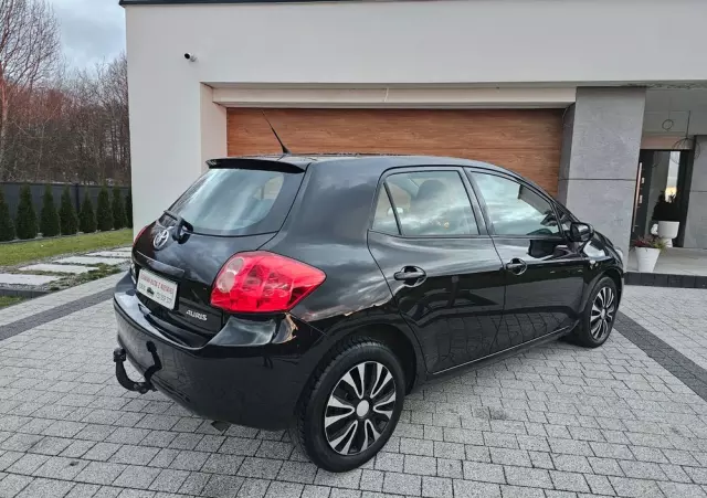 TOYOTA Auris 1.33 VVT-i Life