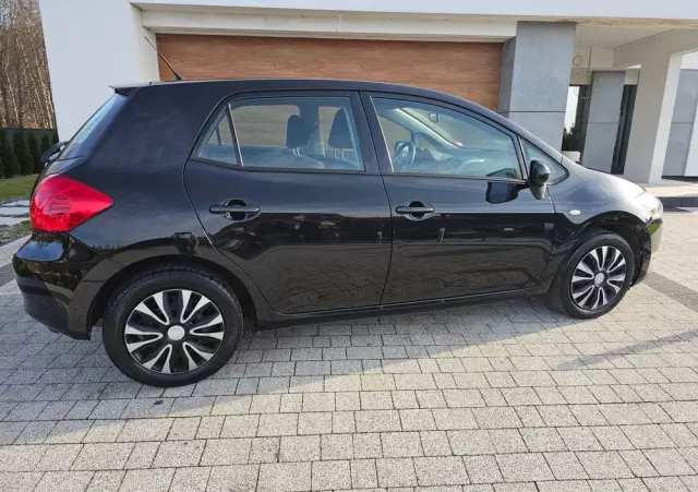 TOYOTA Auris 1.33 VVT-i Life