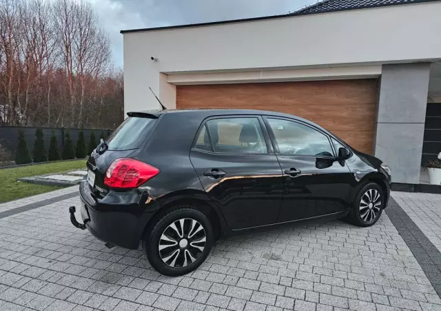 TOYOTA Auris 1.33 VVT-i Life