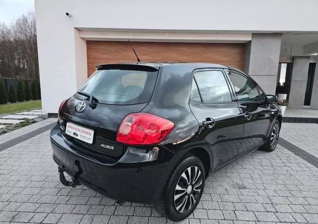 TOYOTA Auris 1.33 VVT-i Life