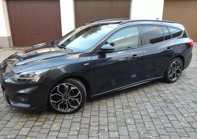 FORD Focus 2.0 EcoBlue ST-Line