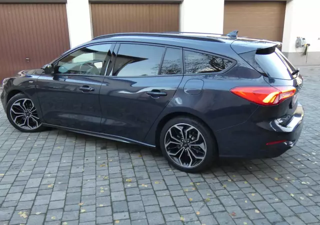 FORD Focus 2.0 EcoBlue ST-Line