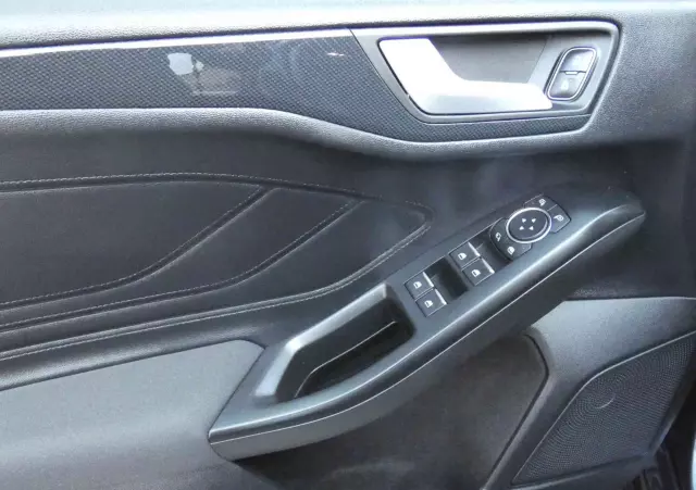 FORD Focus 2.0 EcoBlue ST-Line