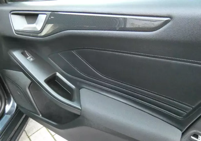 FORD Focus 2.0 EcoBlue ST-Line