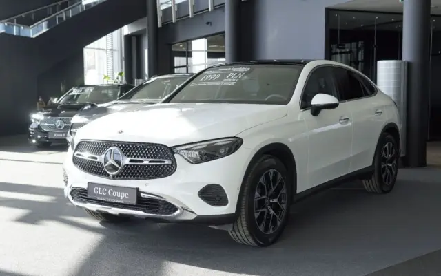 MERCEDES-BENZ GLC 