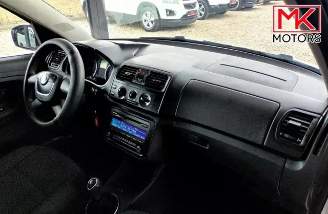 SKODA Roomster 1.2 HTP (70 KM)