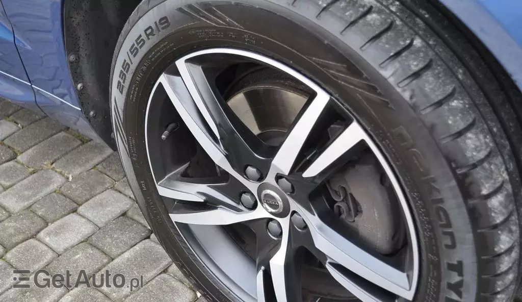 VOLVO XC60 2.0 D5 (235 KM) AWD Automatic