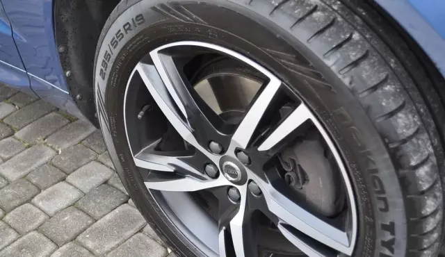 VOLVO XC60 2.0 D5 (235 KM) AWD Automatic