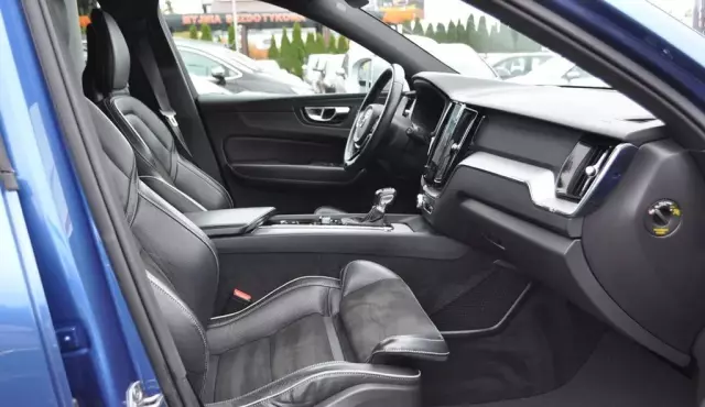 VOLVO XC60 2.0 D5 (235 KM) AWD Automatic