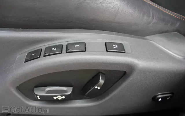 VOLVO XC 60 D4 Drive-E Base